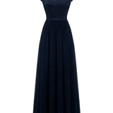 Helena | Lace maxi dress with a graceful and feminine silhouette