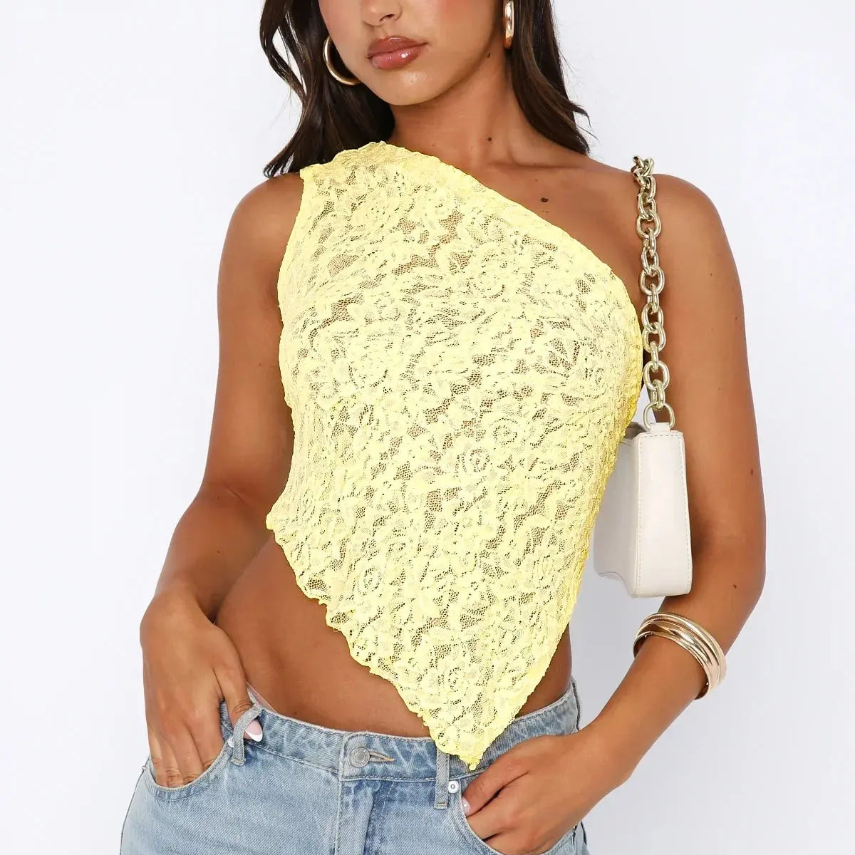 Luise | Spitzenoberteil mit Rückendetails